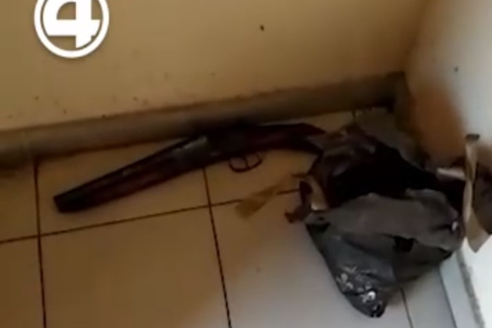 «Как подготовка к убийству»: в подъезде одного из екатеринбургских домов нашли обрез с патронами