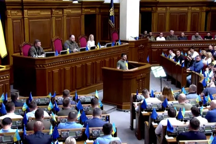 Медведев напомнил слова Черномырдина о вступлении Украины в Евросоюз