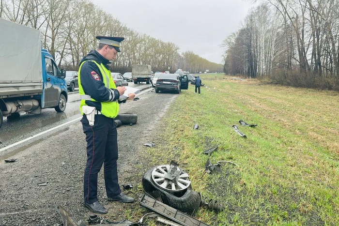 На Урале задержали водителя, скрывшегося без машины после тяжкого ДТП под Екатеринбургом