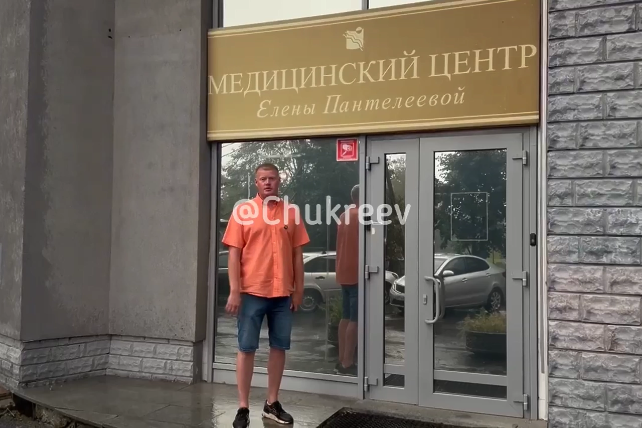 На ВИЗе обнаружили бордель с сотрудницами-вахтовиками