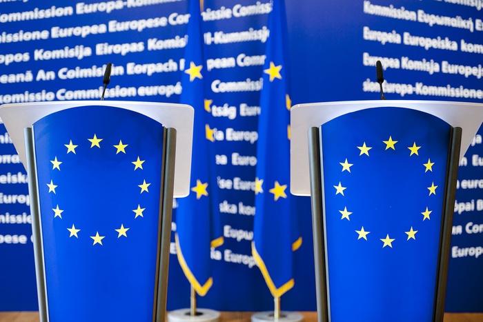 СМИ: ЕС на следующей неделе «без лишнего шума» продлит санкции против РФ