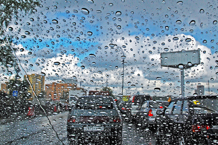 В выходные Екатеринбург и область будет поливать дождями циклон из Казахстана