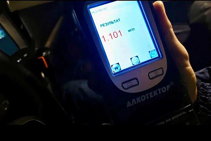 На Урале 19-летний водитель снегохода арестован за пьяную езду без прав