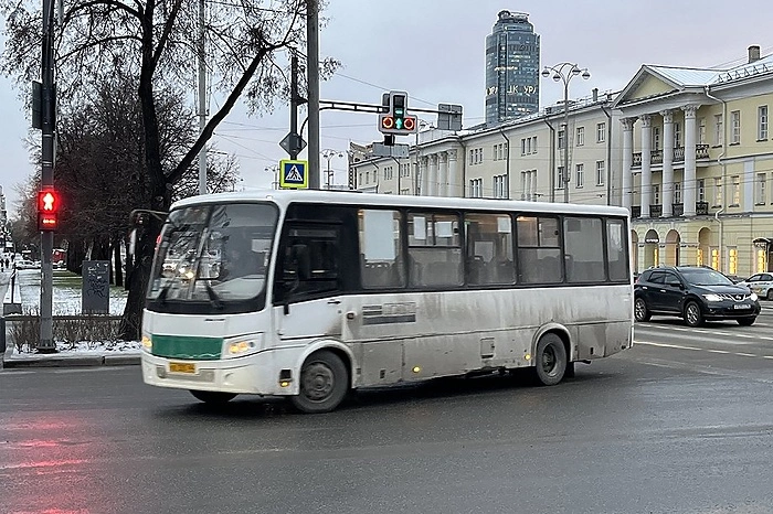 Два автобуса меняют свой маршрут в Екатеринбурге