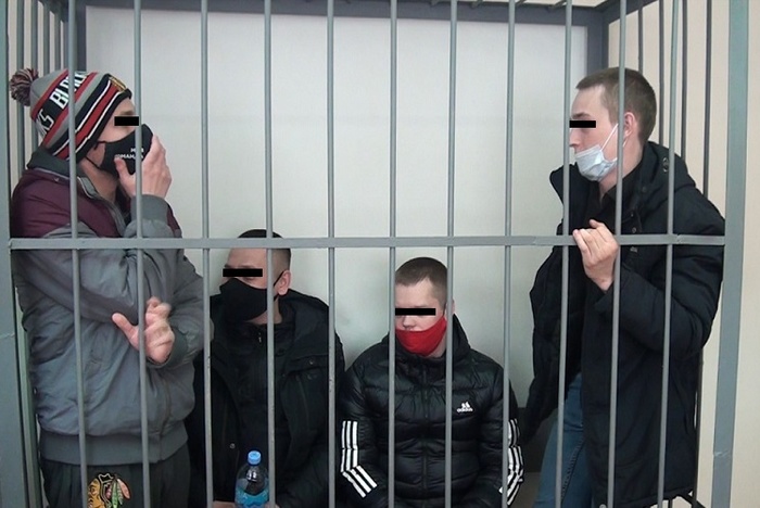 В Екатеринбурге осудили создателя «Директора пляжа» и его соратников за сбыт наркотиков