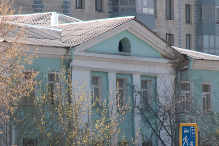 Усадьбу Беленкова на улице Розы Люксембург начали сносить в Екатеринбурге