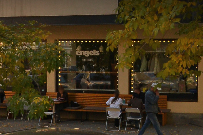 В Екатеринбурге заработало модное кафе после того, как его закрыли санврачи