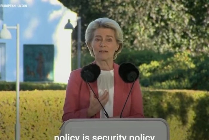 Медведев предупредил, что Европа лишится газа РФ в случае введения на него потолка цен