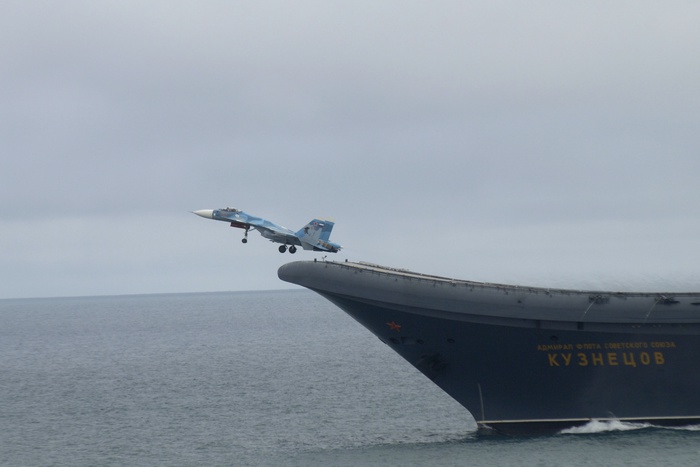 СМИ сообщили о потере второго истребителя с «Адмирала Кузнецова»