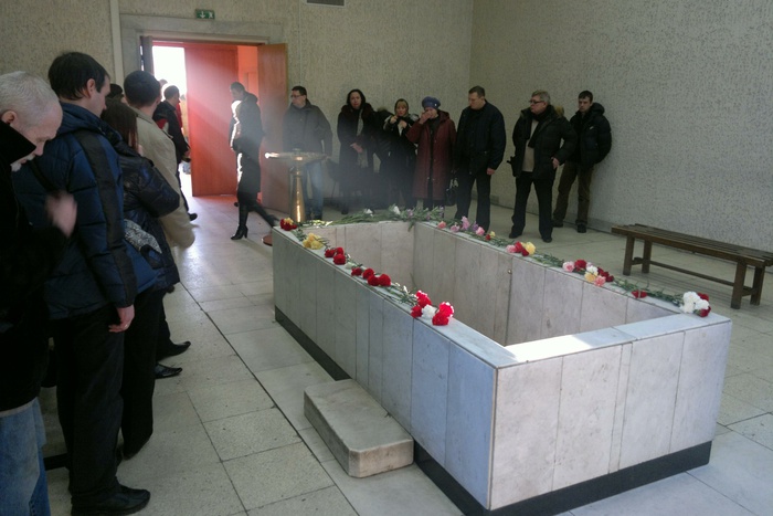 Перепутавшего покойниц в морге Челябинска похоронного агента уволили