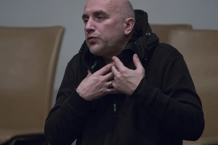 Прилепин рассказал о встрече с Плотницким в самолете в Москву