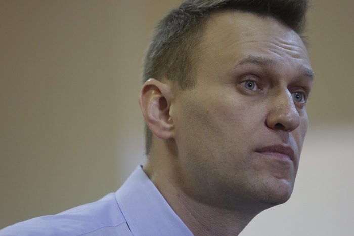 Навальный в новом ролике напомнил о Lexus для директора Ирбитского молокозавода