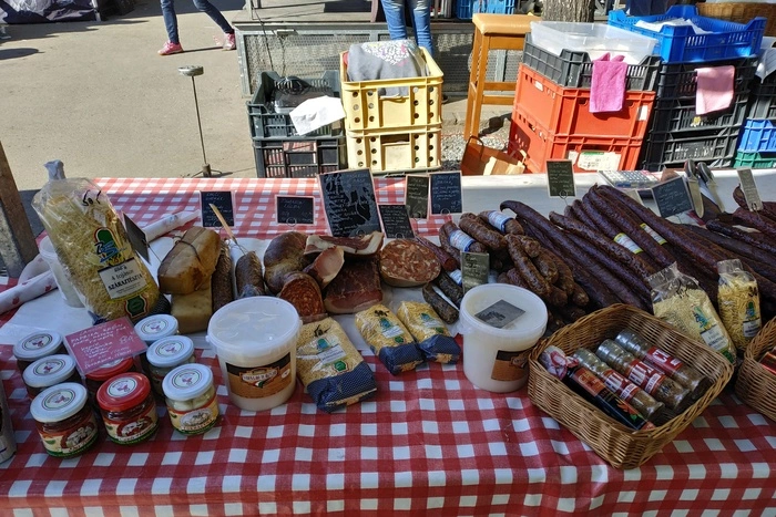 Историю с проволокой, найденной в тушенке, прокомментировали юристы