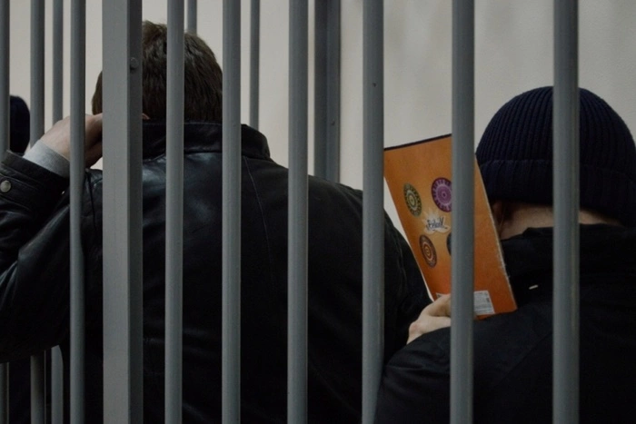 «Бургеры сгубили подозреваемых»: в Екатеринбурге будут судить четырёх фальшивомонетчиков