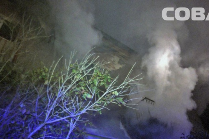 В пожаре отселенного дома на Репина погибли два человека