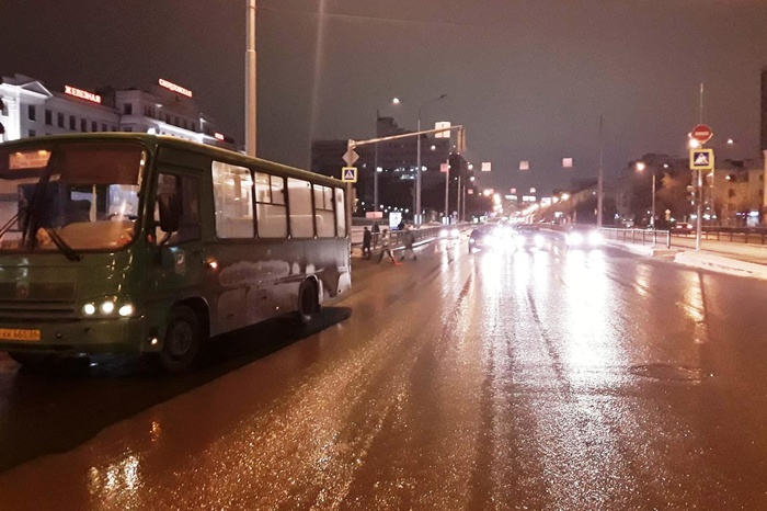 В Екатеринбурге за минувшие выходные произошло несколько серьёзных ДТП