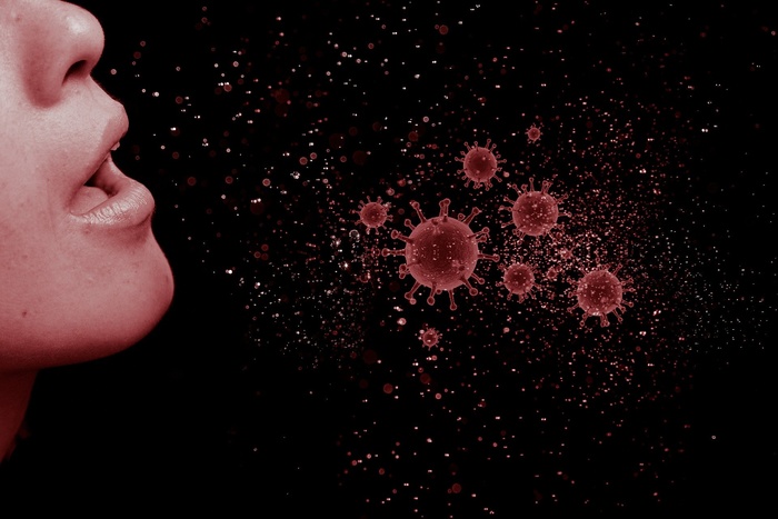 Эпидемиолог объяснила, когда заболевший коронавирусом максимально заразен