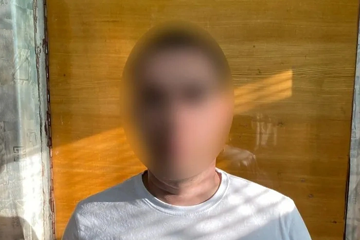 Силовики задержали педофила, изнасиловавшего школьницу в Свердловской области