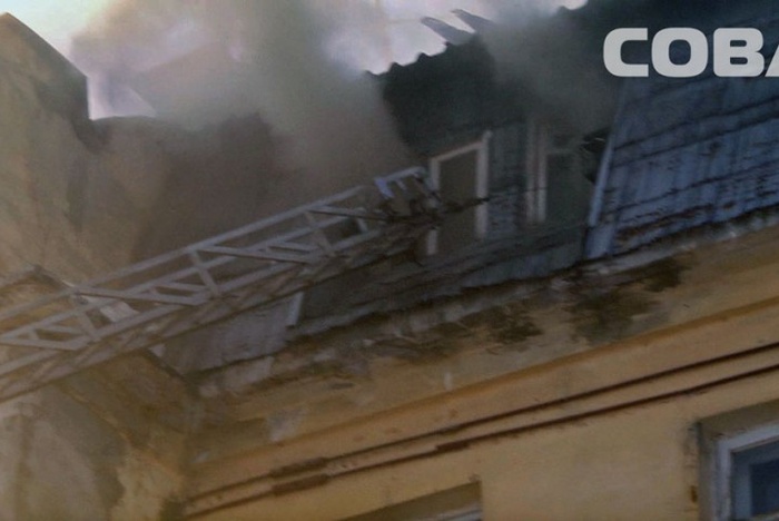 Рабочие, делавшие капремонт, случайно подожгли дом в Екатеринбурге