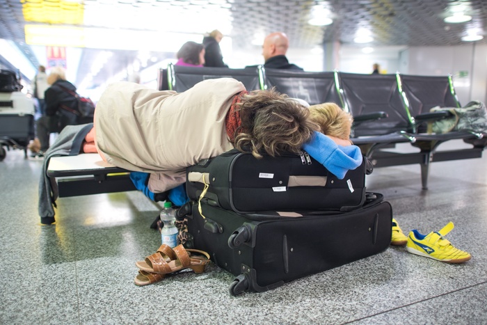 «Победу», оставившую голодными пассажиров задержанных рейсов, оштрафовали