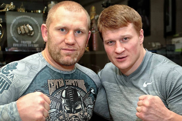 Харитонов победил Уильямса техническим нокаутом во втором раунде