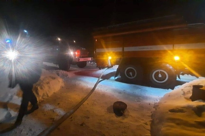 В Берёзовском молодой человек поджёг военкомат