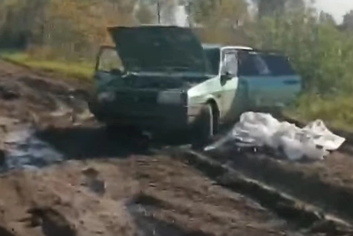 У мужчины, достававшего из утонувшей машины тела своих детей, случился инфаркт