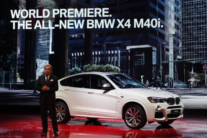 BMW свердловских олимпийцев сигналят на дорогах