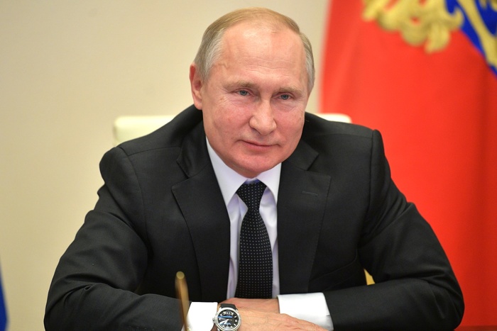 Путин показал свой тайный кабинет для отдыха — видео