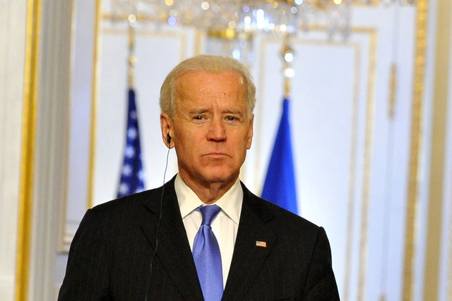 Байден и Порошенко обсудили дальнейшие действия