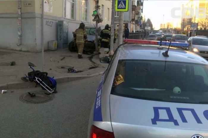Женщину, пострадавшую в ДТП на Фурманова, выпишут из больницы на этой неделе