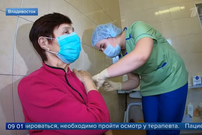 Александр Харитонов: Отреагировавшие на вакцину имеют право на больничный