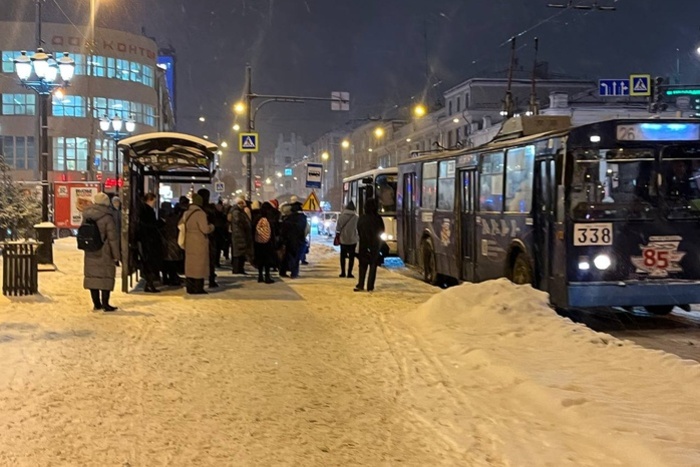 СМИ: Екатеринбург на грани транспортного коллапса. У перевозчиков заканчиваются деньги