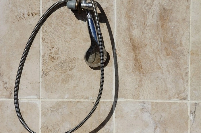 Стала известна причина смерти студента, тело которого нашли в душевой в общежитии УрФУ