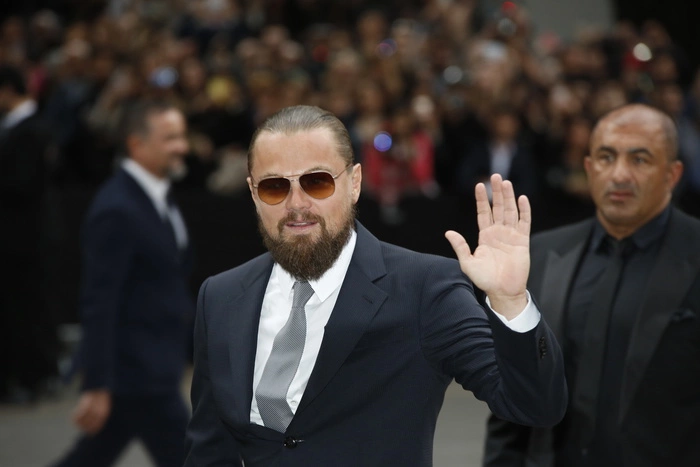 СМИ рассказали о помолвке Леонардо ДиКаприо и модели по прозвищу Ноги