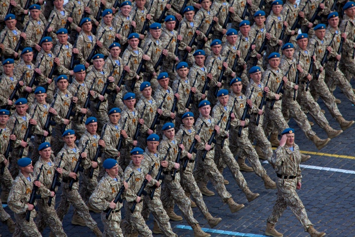 Российская армия с 1 января уменьшилась на 293 человека