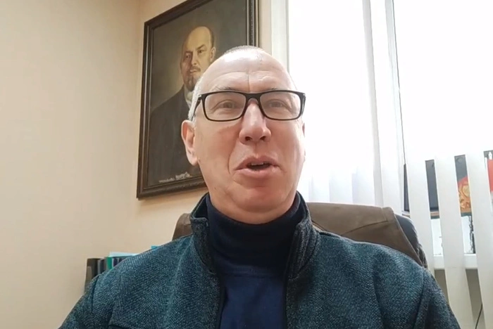 Депутат-антипрививочник попросился в «суперкрасную зону»