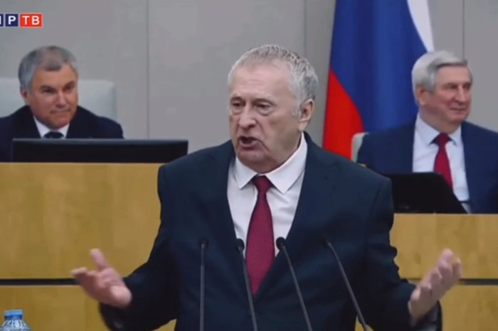 Володин посоветовал сенатору, распространившему информацию о смерти о Жириновском, сложить полномочия