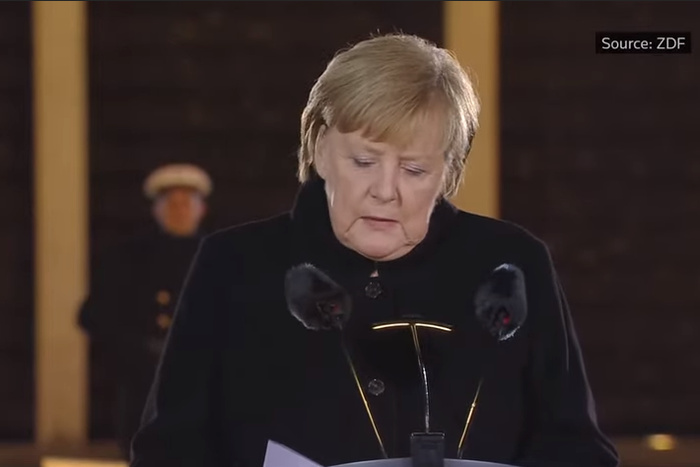 Меркель заявила о солидарности с Украиной