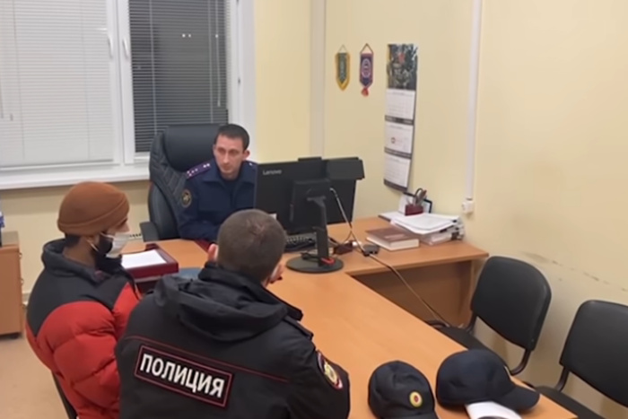 Бизнес-омбудсмен Титов просит кабмин облегчить въезд мигрантов в Россию