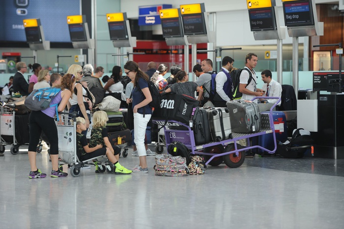 Таможенники могут забирать «санкционку» из багажа обычных пассажиров