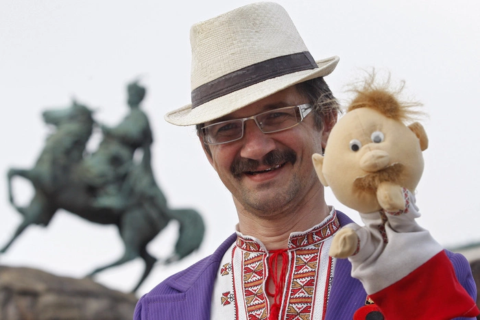 Украина запустила радиовещание на территорию Крыма