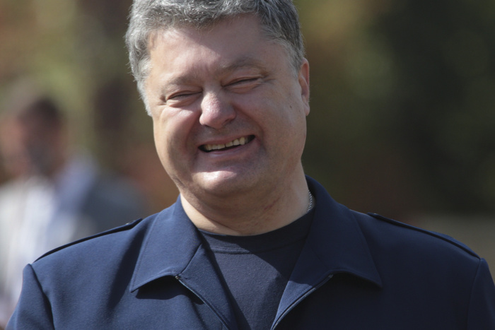 Пранкер вынудил украинских политиков рассказать об алкоголизме Порошенко