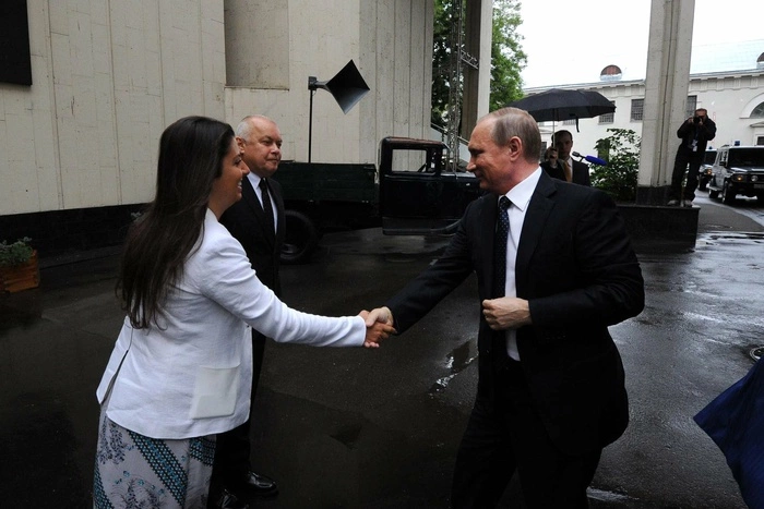 Симоньян рассмешили обвинения в хакерской атаке RT на американский канал