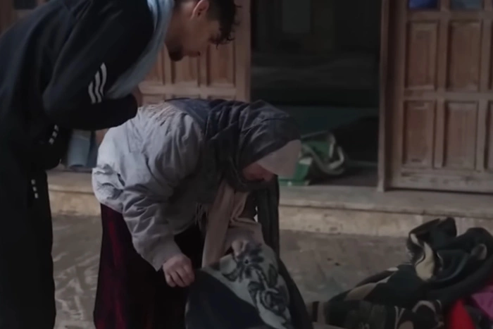 В Турции под завалами нашли тело россиянки. Ее мужа и дочь спасли