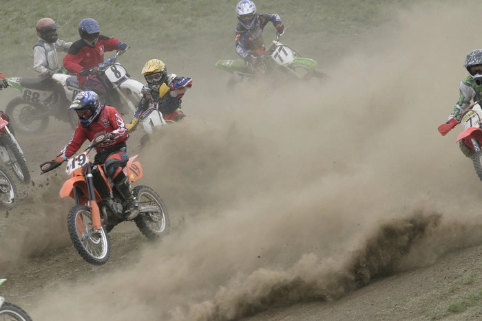 Зрелищные прыжки и море адреналина: в Арамиле прошёл финал Кубка по мотокроссу