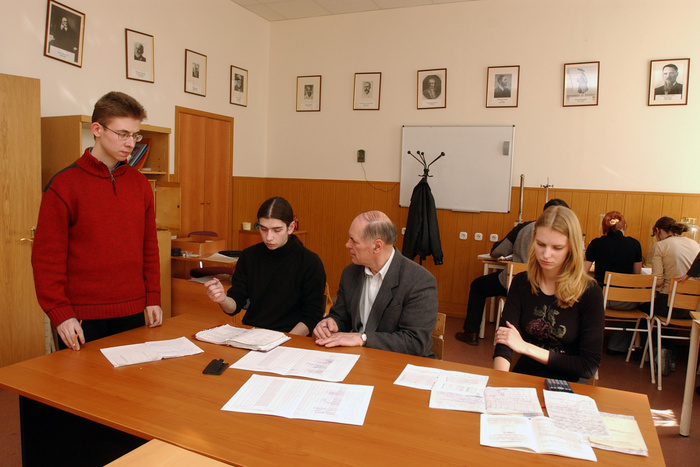 Екатеринбургским десятиклассникам раскроют секреты успешного поступления в ВУЗ