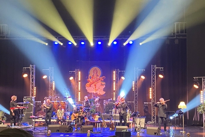 Борис Гребенщиков вступил в конфликт с охраной на своем концерте в Екатеринбурге