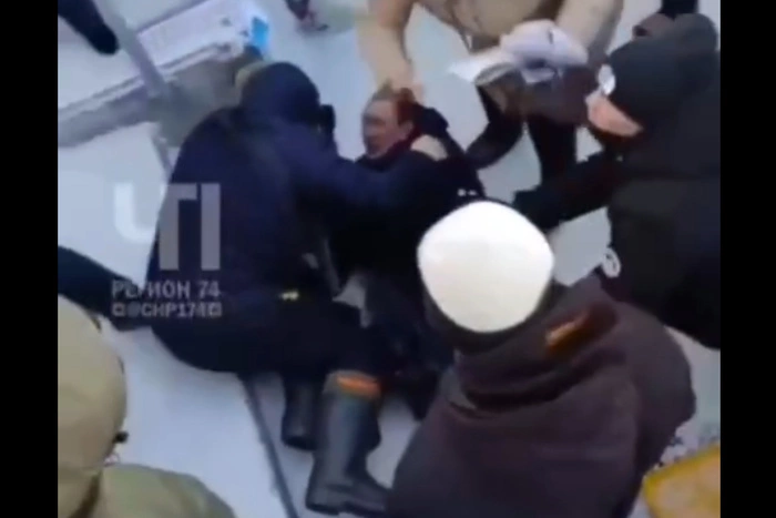 На Урале на Всероссийской спартакиаде фанаты биатлона устроили массовую драку