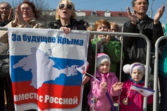 ВЦИОМ: 52% россиян считает, что Запад и РФ дружить не могут